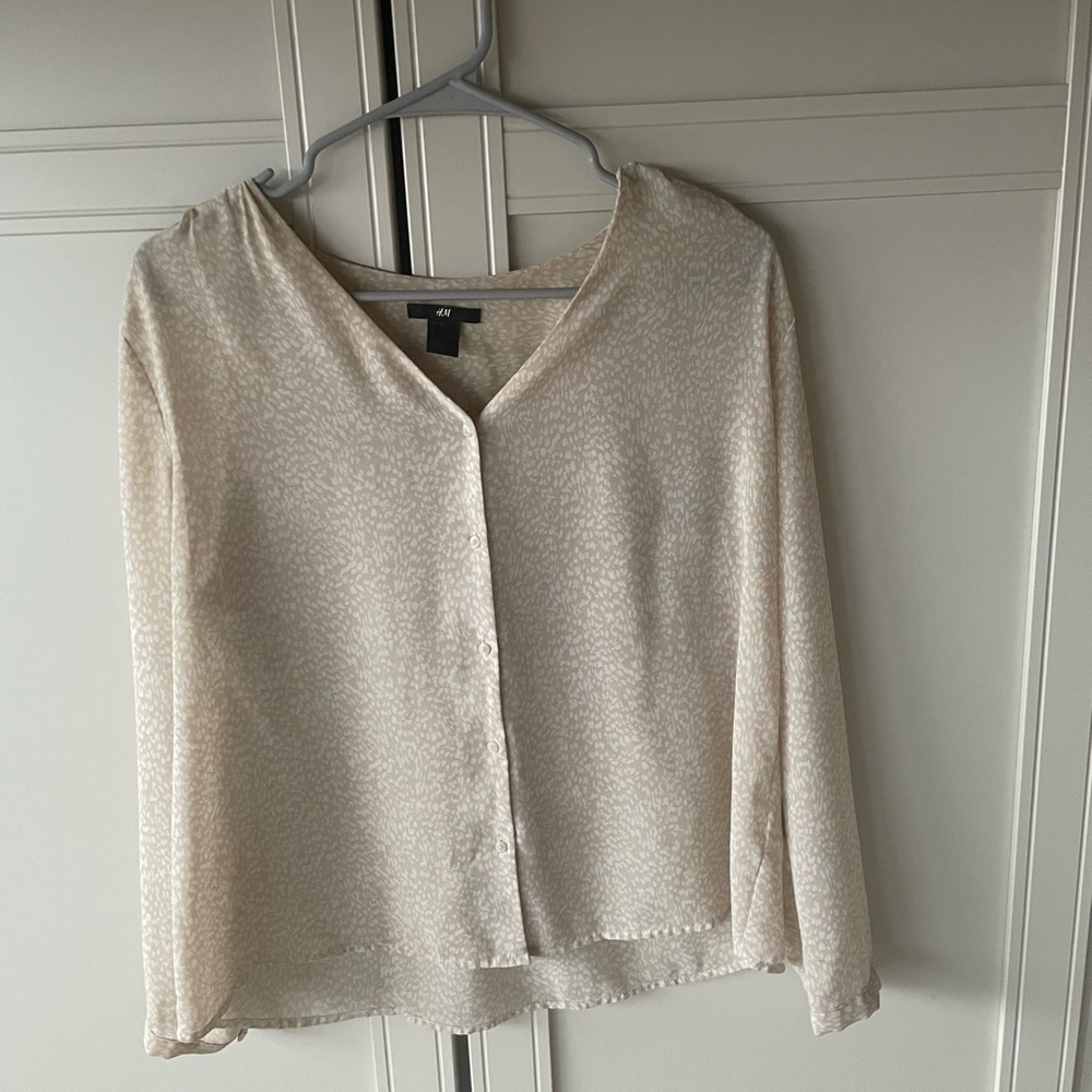 H&M Neutral Blouse - US 6